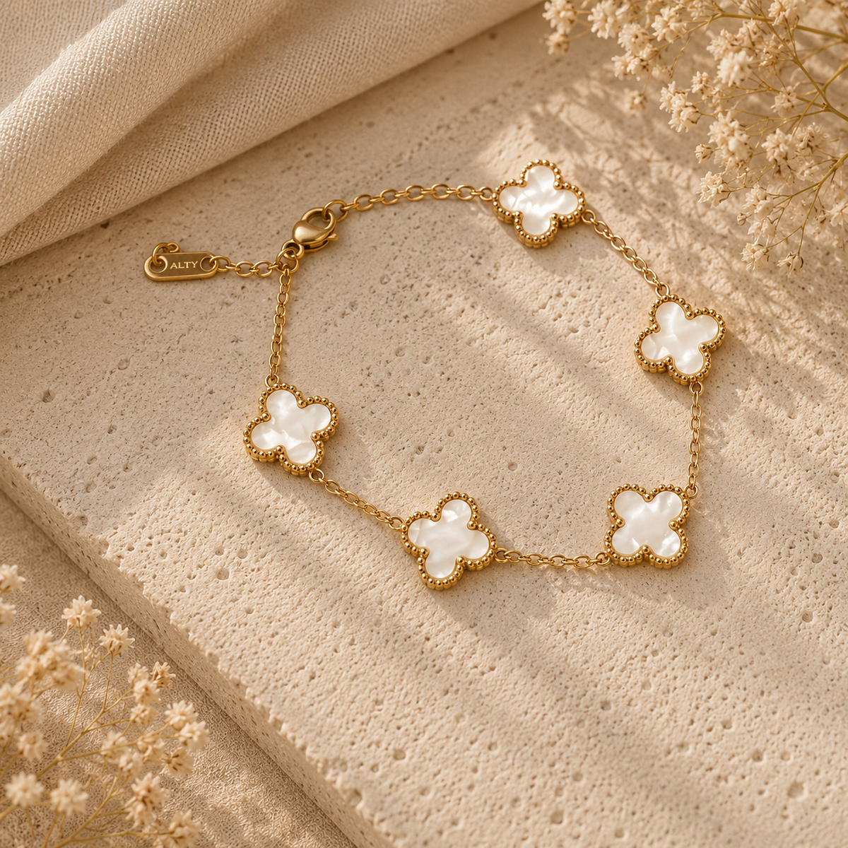 Livia - Pulsera estilo VnCleef